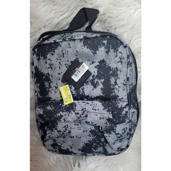 Accessory Innovations Camo Distress Lunch Bag - Picture 2 of 4